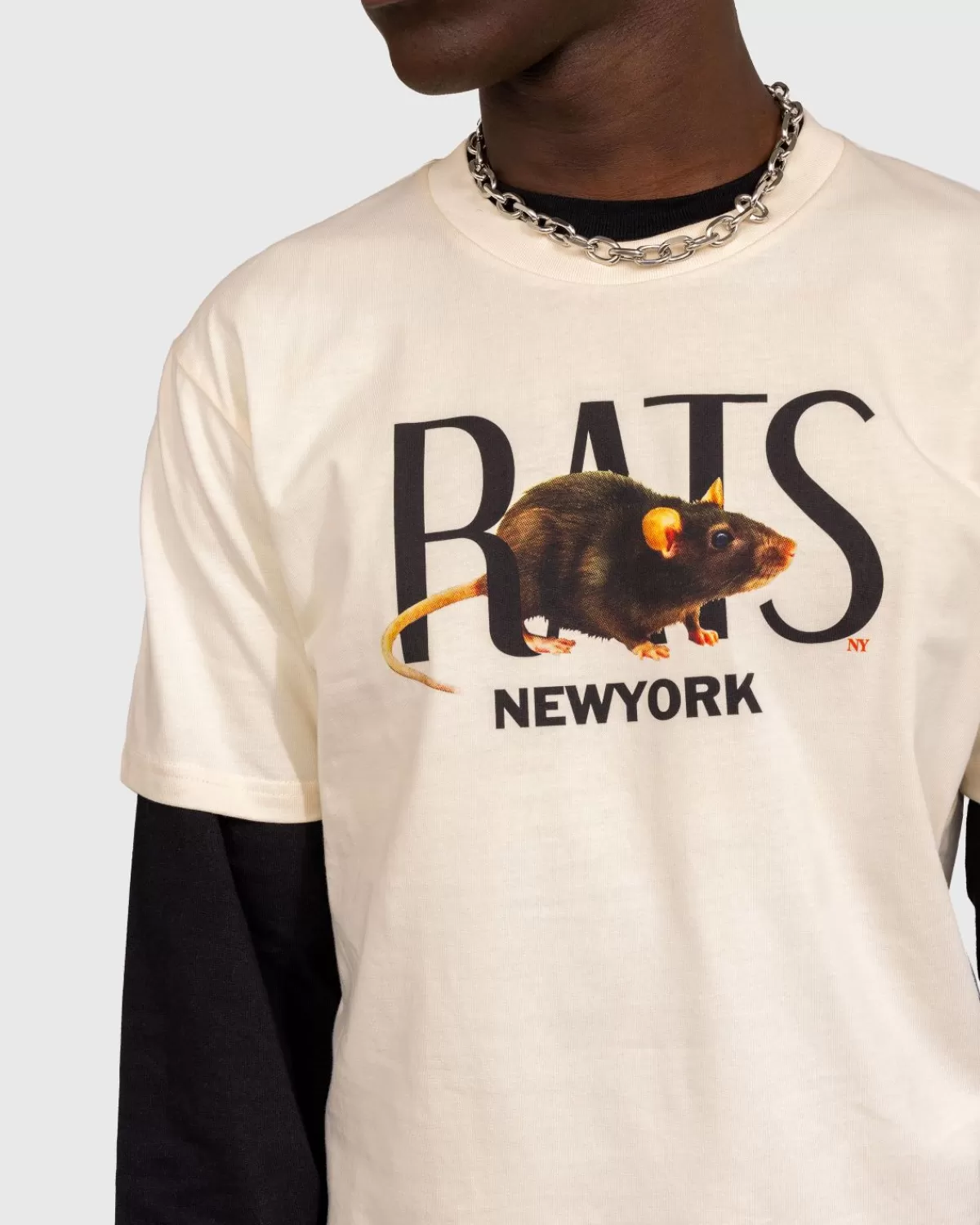 At The Moment X Highsnobiety New York Rats T-Shirt Gebroken Wit Discount
