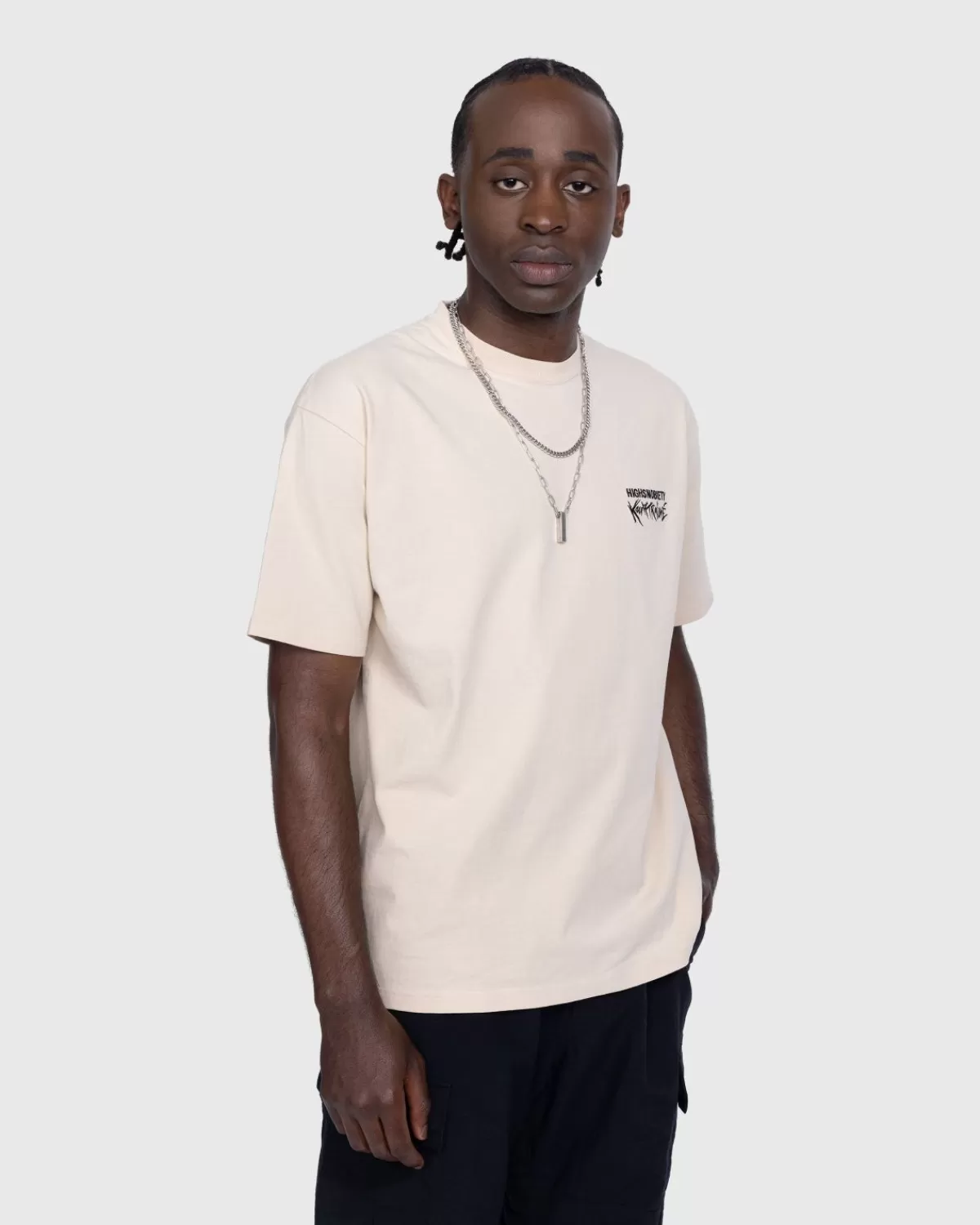 École Kourtrajmé Ecole Kourtrajme X Highsnobiety T-Shirt Met Korte Mouwen Eggshell Cheap