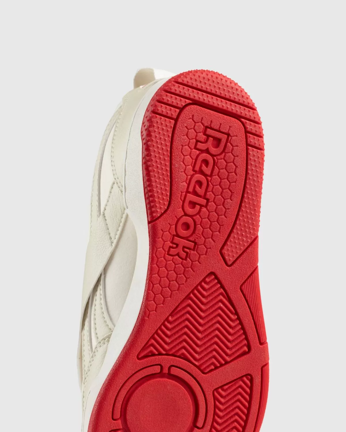 Reebok X Milk Makeup Bb 4000 Ii Vegan Vintage Krijt/Vector Rood/Kern Zwart Online
