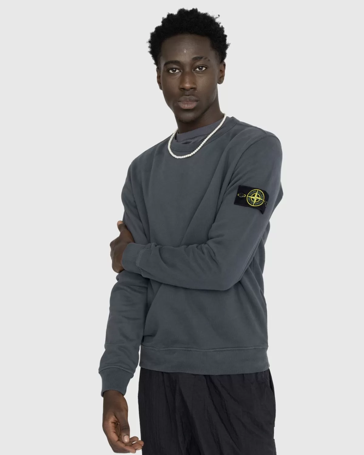 Gebreide Kleding^Stone Island - Garmentgeverfd Geborsteld Fleece Met Ronde Hals Loodgrijs