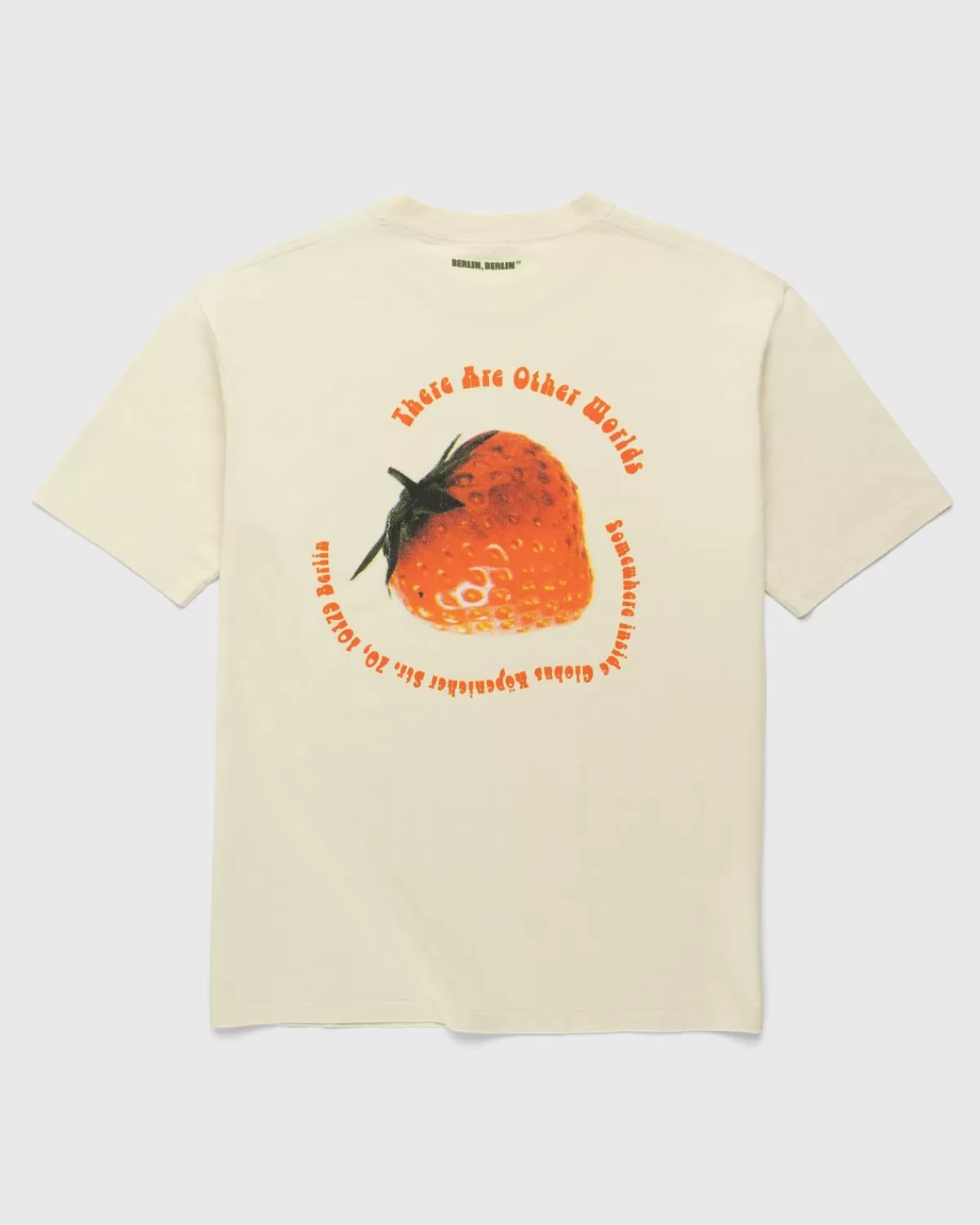 Tresor X Highsnobiety Berlijn, Berlijn 3 Strawberry Disco T-Shirt Eggshell Cheap